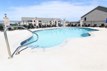 Outdoor swimming pool & sundeck
